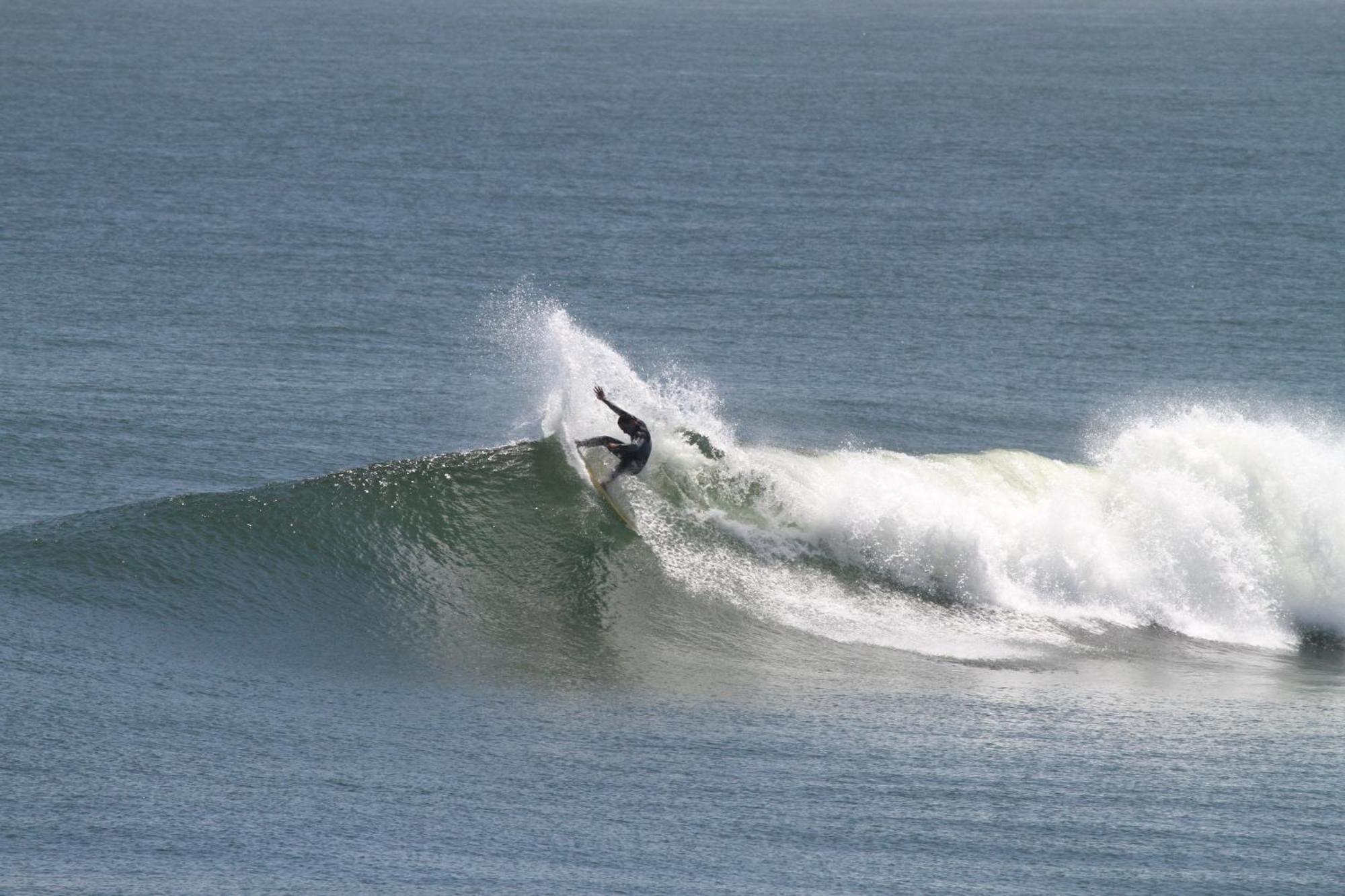 Bazil's Backpackers BBH Hostel&Surf School Westport Buitenkant foto