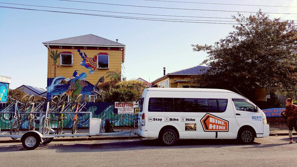 Bazil's Backpackers BBH Hostel&Surf School Westport Buitenkant foto