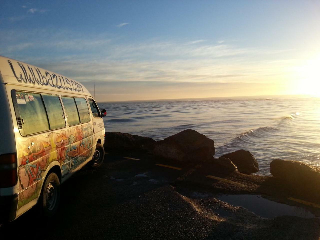 Bazil's Backpackers BBH Hostel&Surf School Westport Buitenkant foto